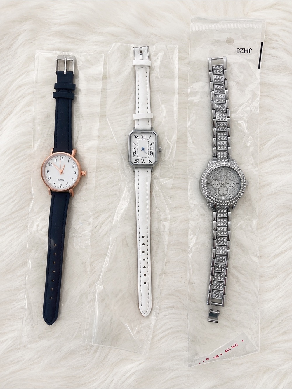 🆕 BUNDLE FASHION WATCHES 3/$10